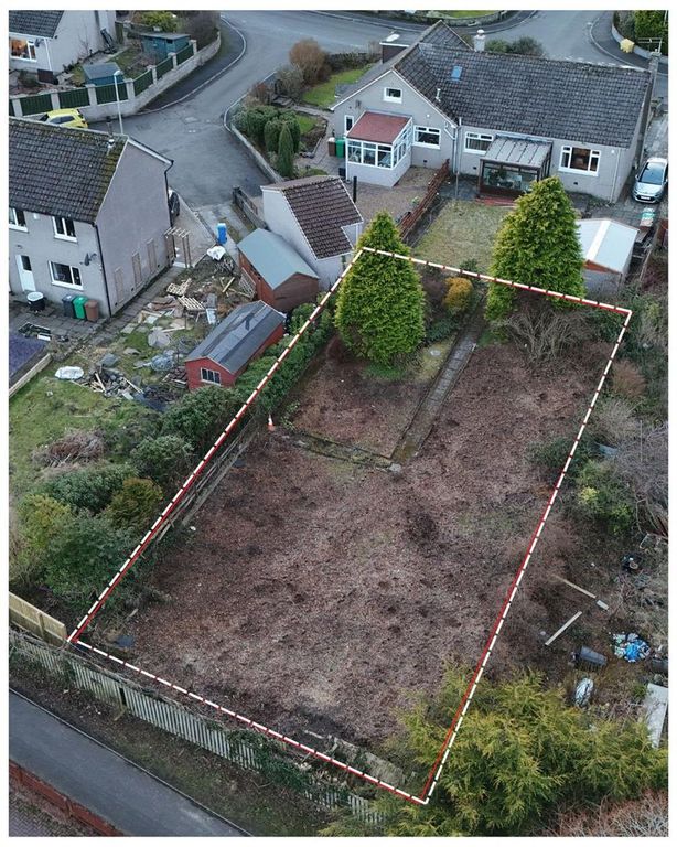 Property photo 1 of 6