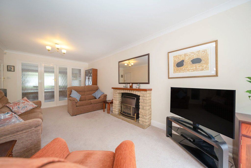 Property photo 2 of 23 Picture No. 12