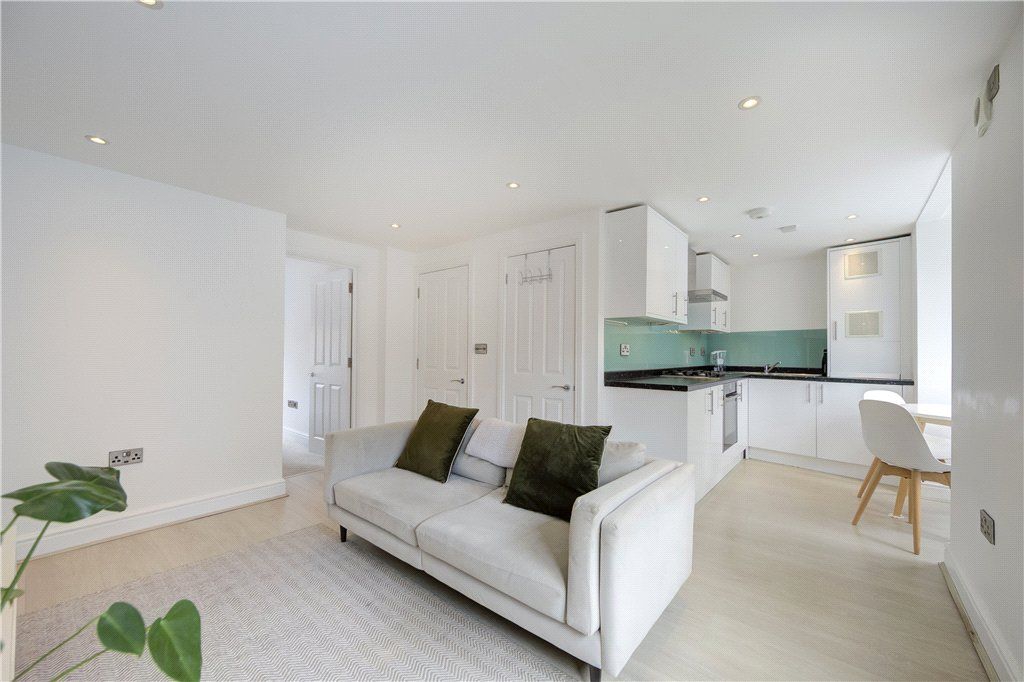 Property photo 1 of 8 Picture No. 05
