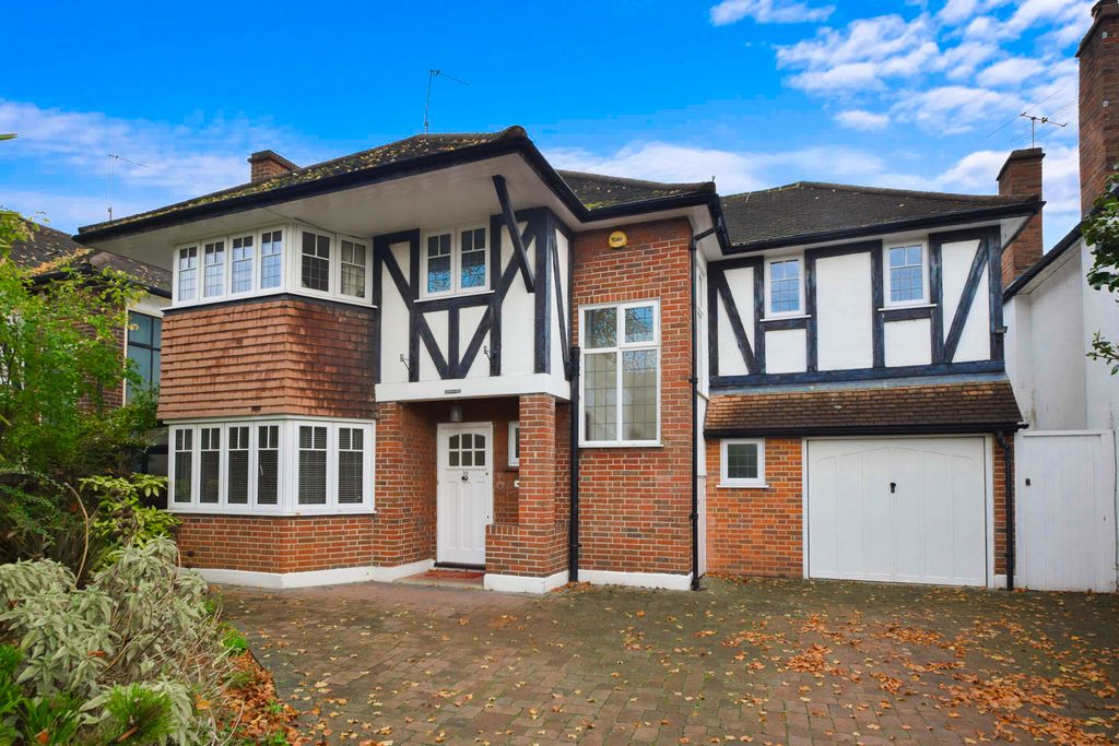 Property photo 1 of 13