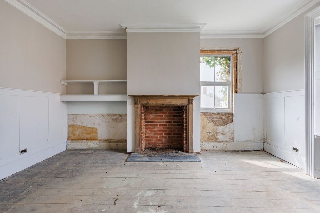 Property photo 2 of 18 Picture No. 05