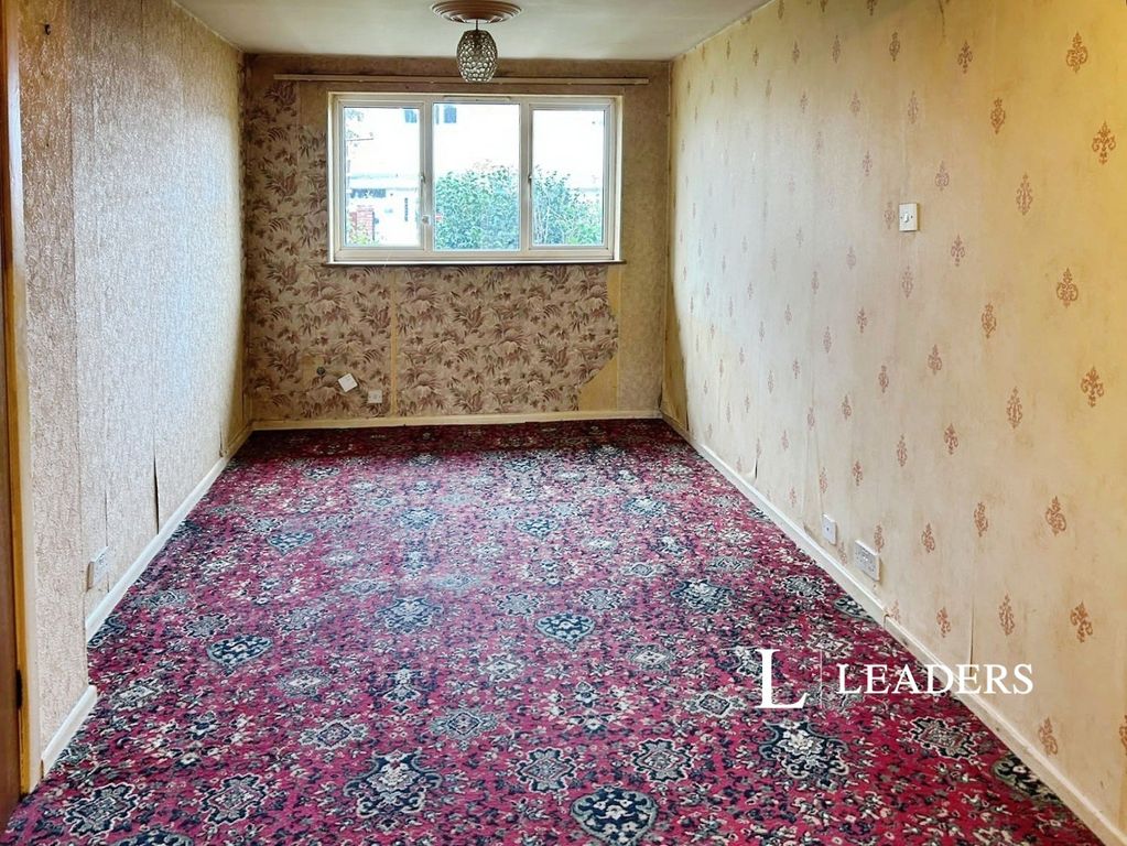 Property photo 3 of 15 Pbox-Img.Jpg