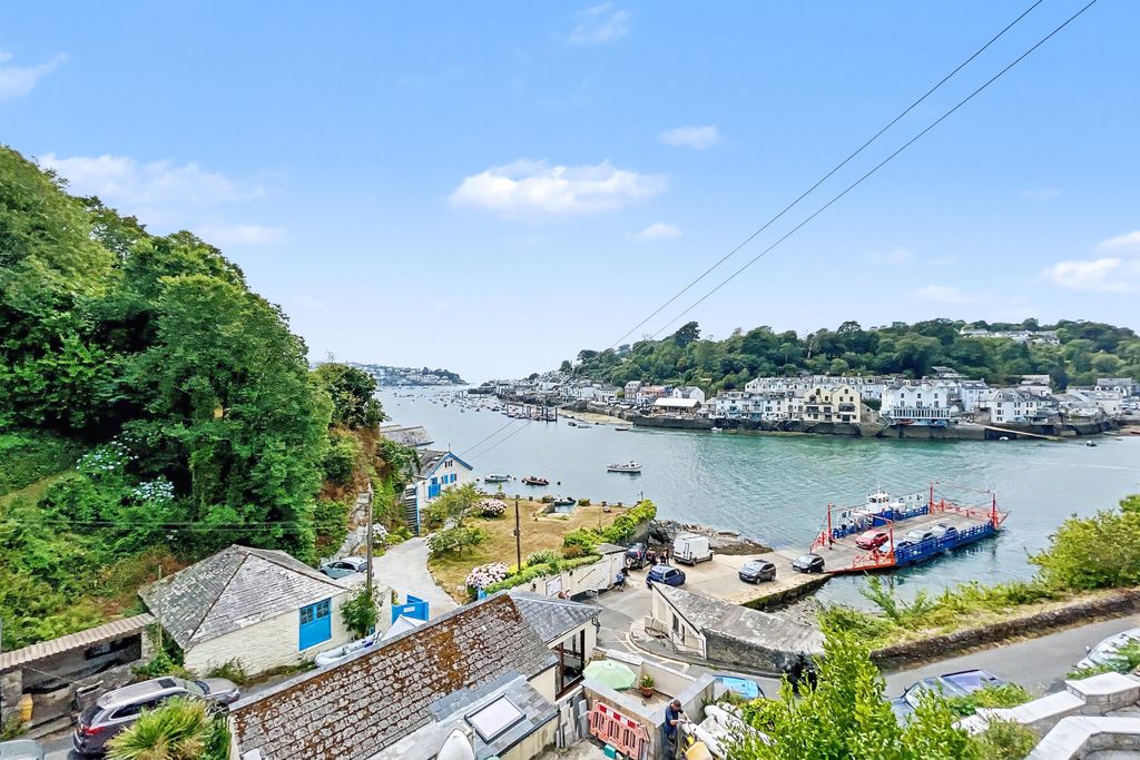 Property photo 2 of 36 Ferry House, Bodinnick, Fowey, Cornwall, Pl23 1LX