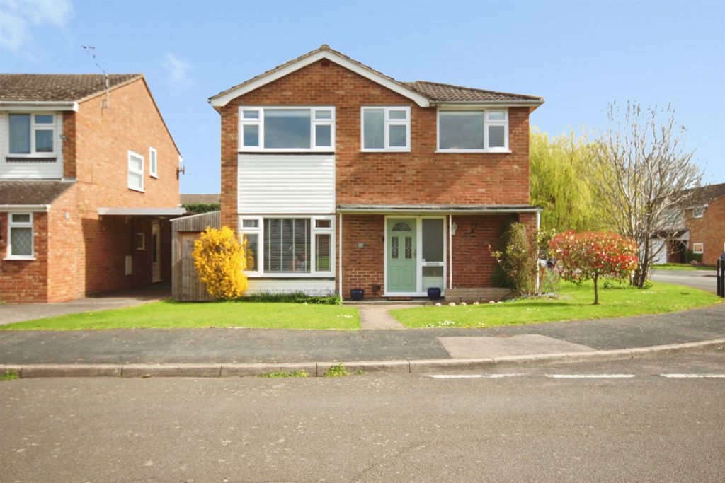 Property photo 1 of 17