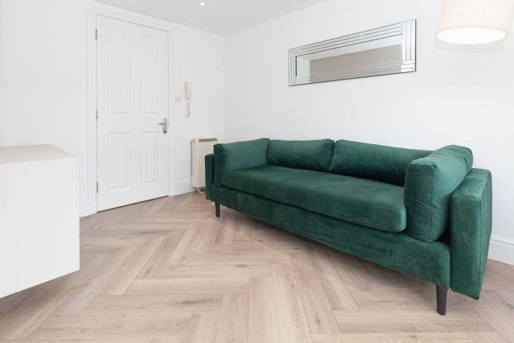 Property photo 3 of 6 226977