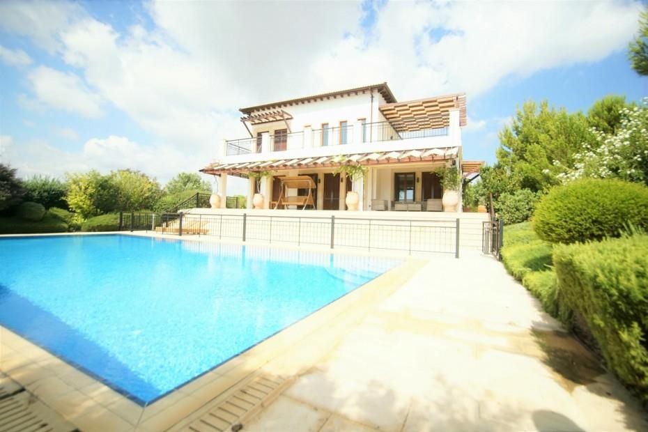 Property photo 1 of 45