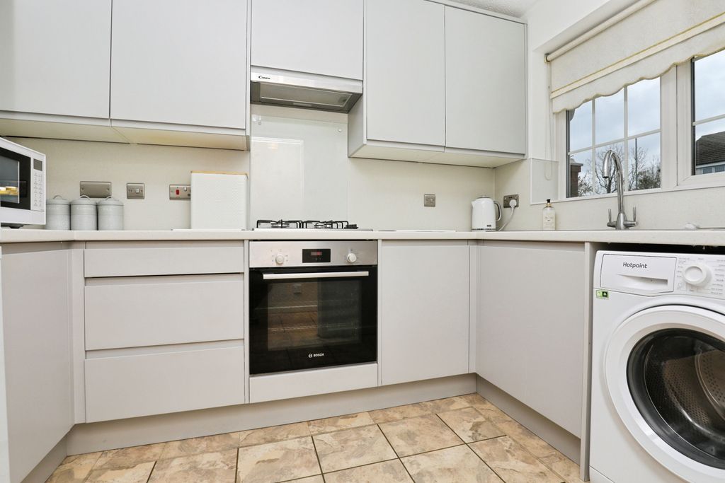 Property photo 2 of 15