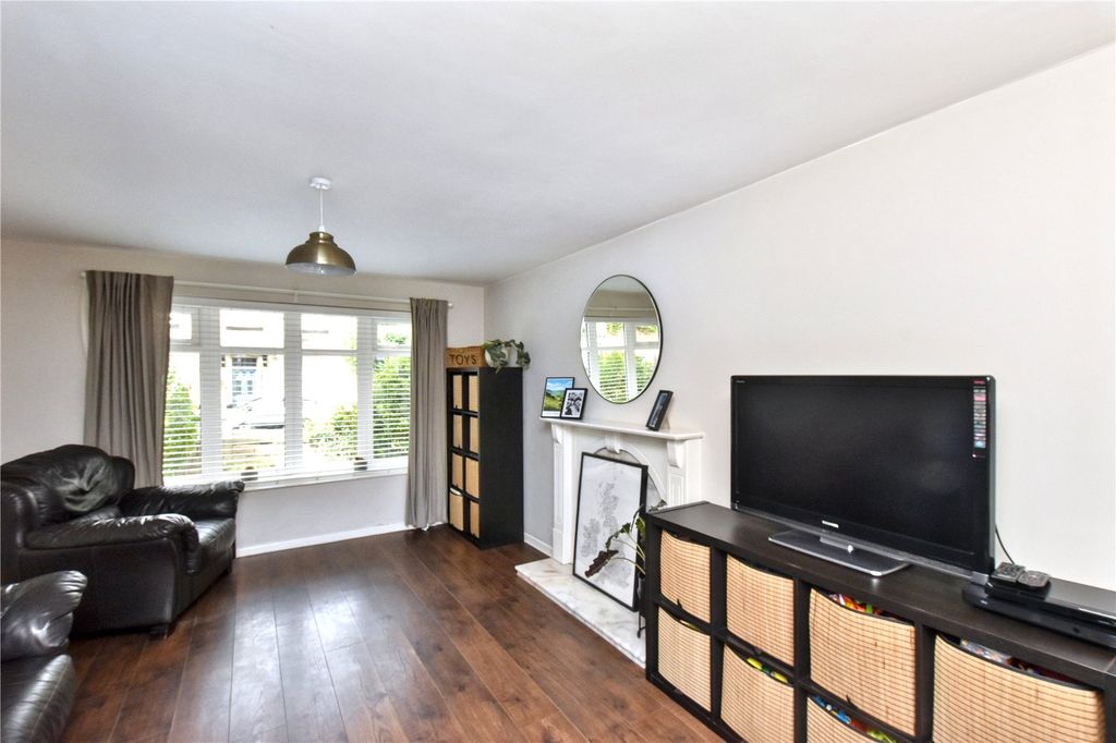 Property photo 2 of 21 Picture No. 37
