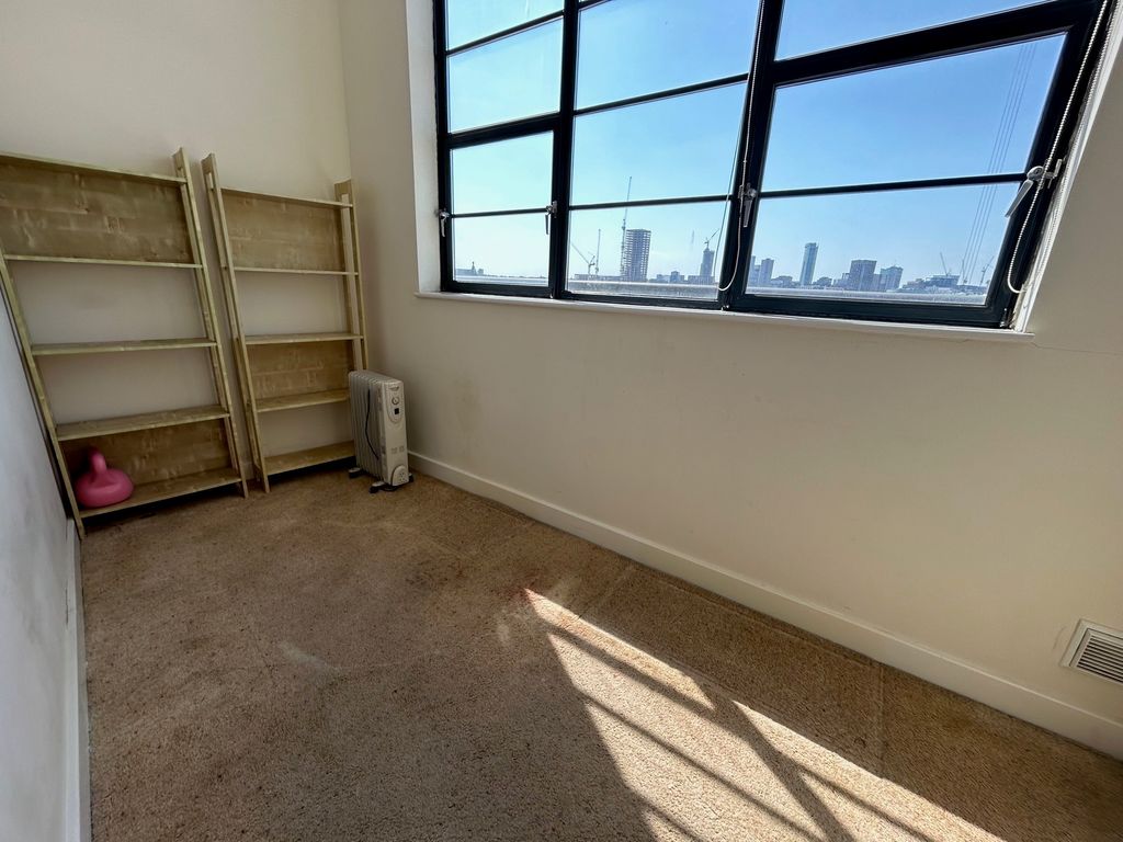 Property photo 3 of 5
