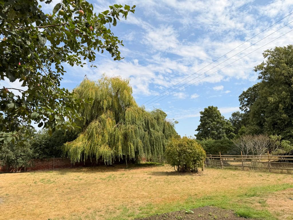 Property photo 2 of 50 Img_2887 2