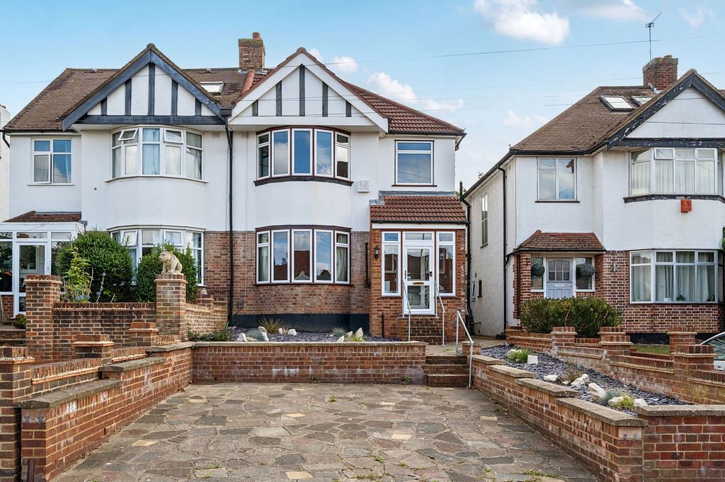 Property photo 1 of 22