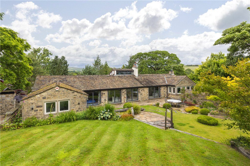 Property photo 1 of 23 Tatham House