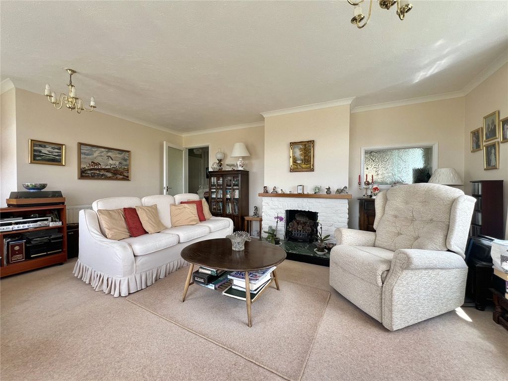 Property photo 2 of 13 Picture No. 04