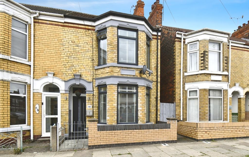 Property photo 1 of 32 Pbox-Img.Jpg
