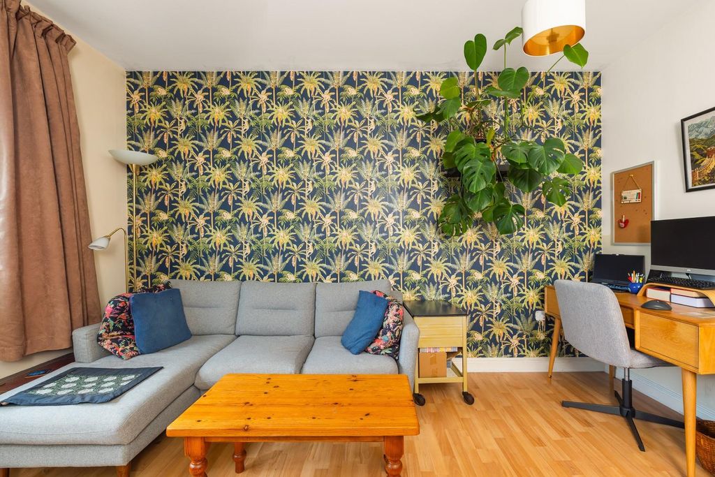 Property photo 1 of 16 Char0671.Jpg