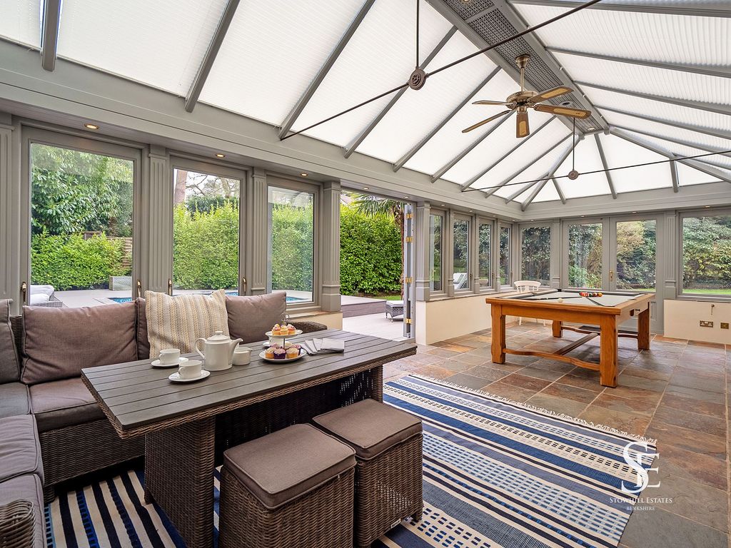 Property photo 3 of 40 Orangery