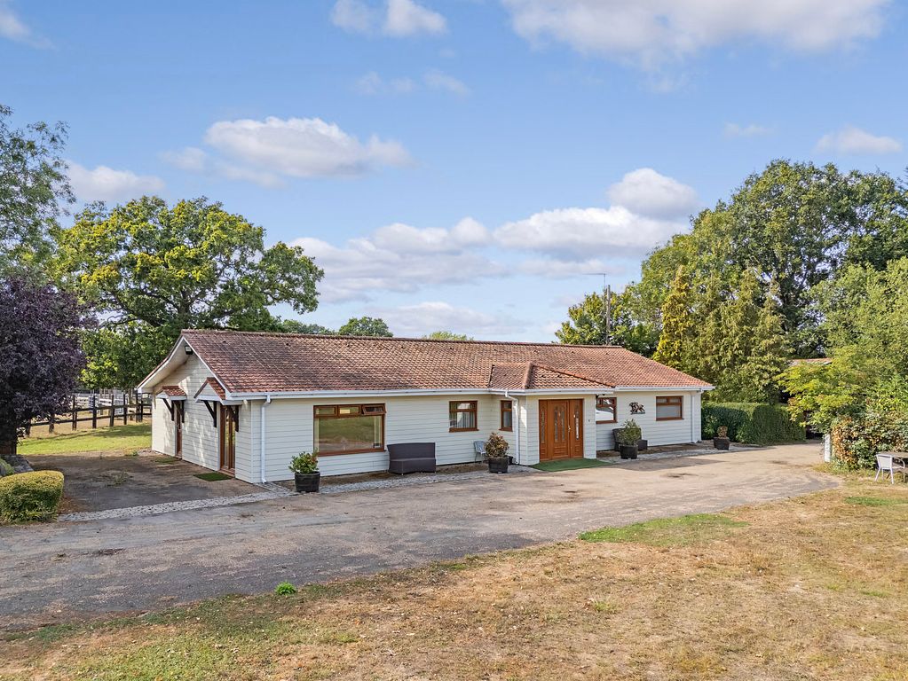 Property photo 1 of 30 Picture No. 11