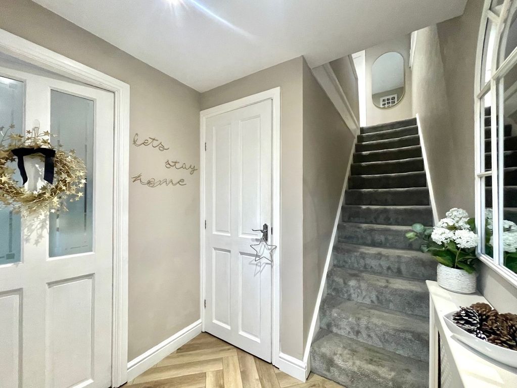 Property photo 3 of 30