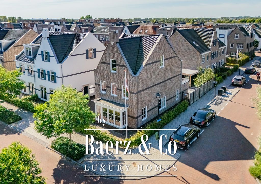 Property photo 1 of 53