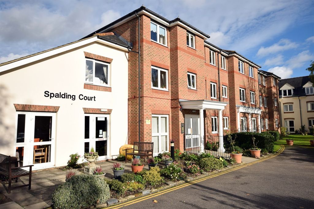 Property photo 1 of 9 (Main)