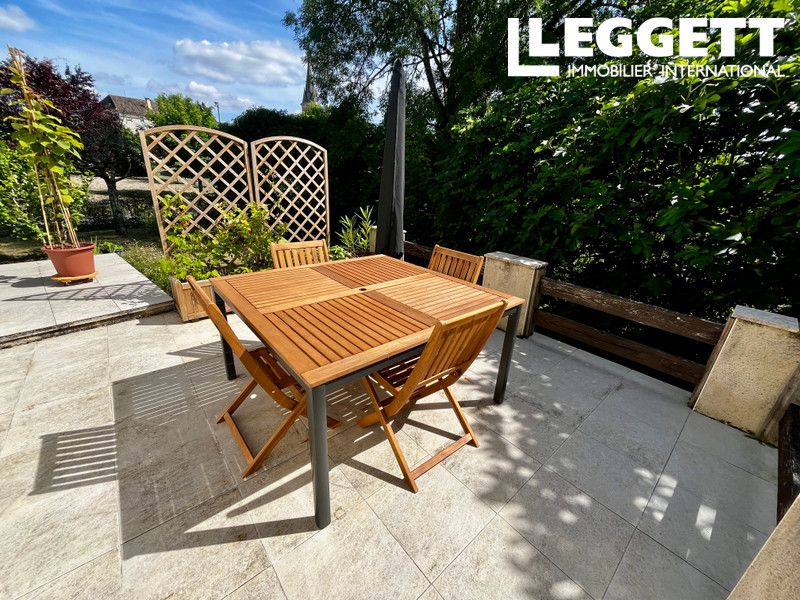 Property photo 2 of 10