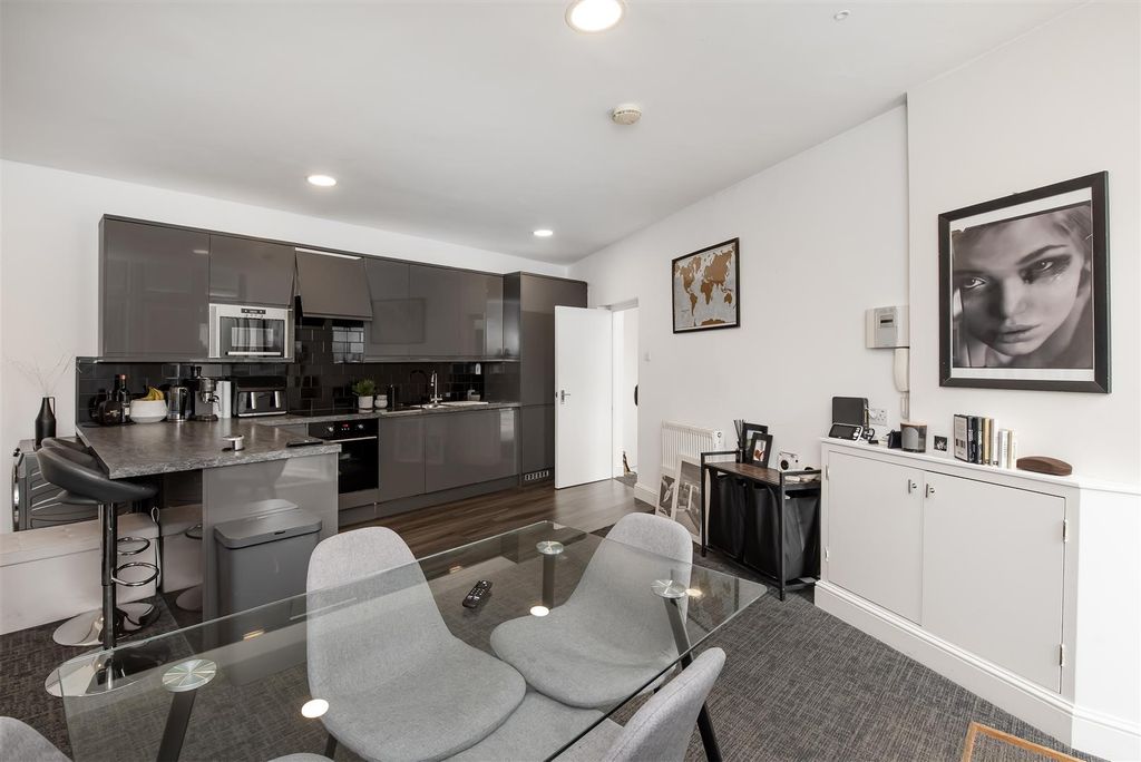 Property photo 3 of 19 Gff