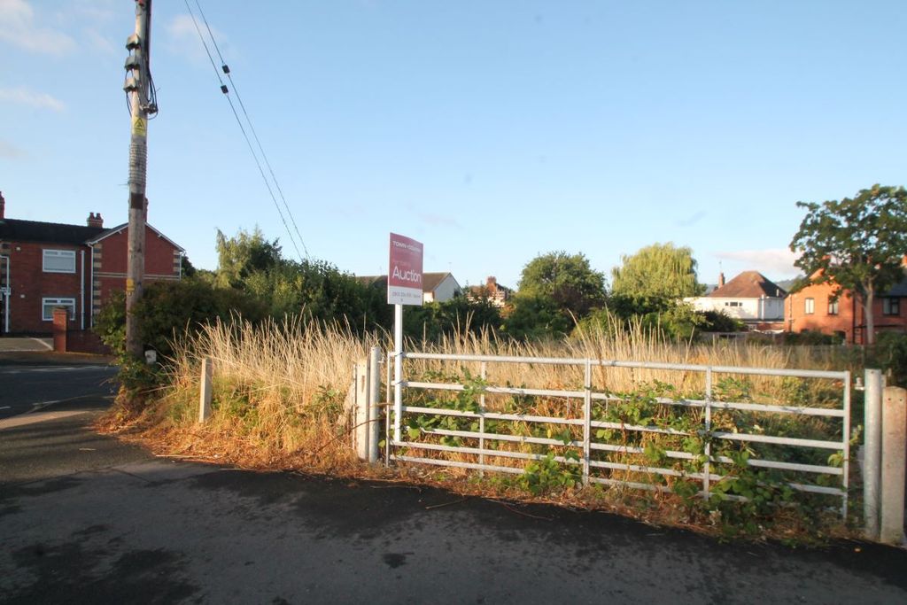 Property photo 1 of 4