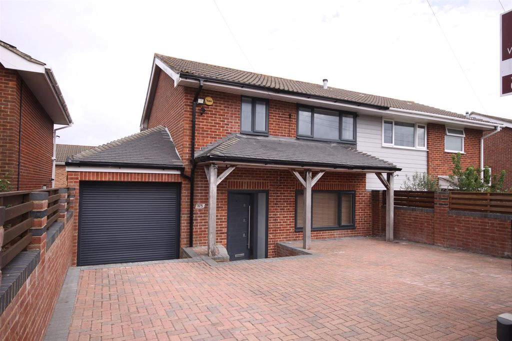 Property photo 1 of 17 Img_0877.Jpg