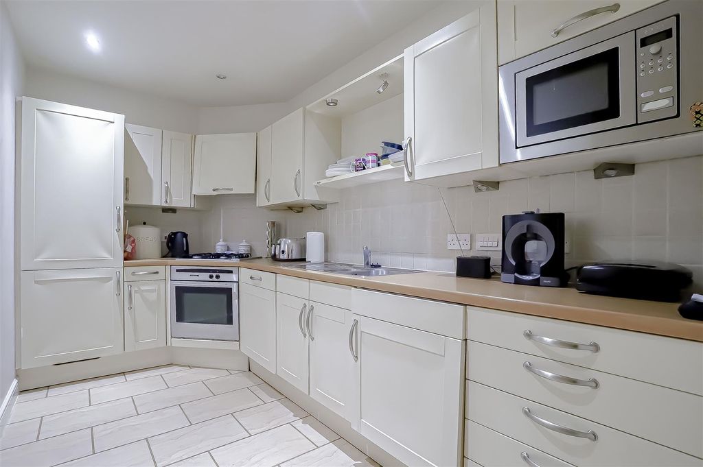 Property photo 2 of 17 1.Jpg