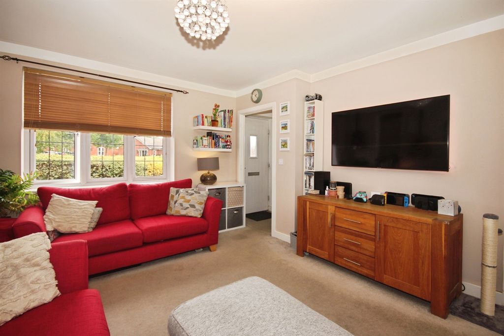 Property photo 2 of 16