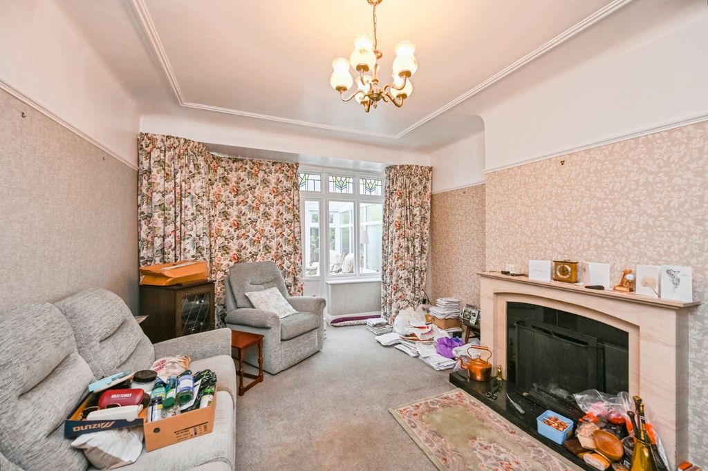 Property photo 3 of 18 Pbox-Img.Jpg