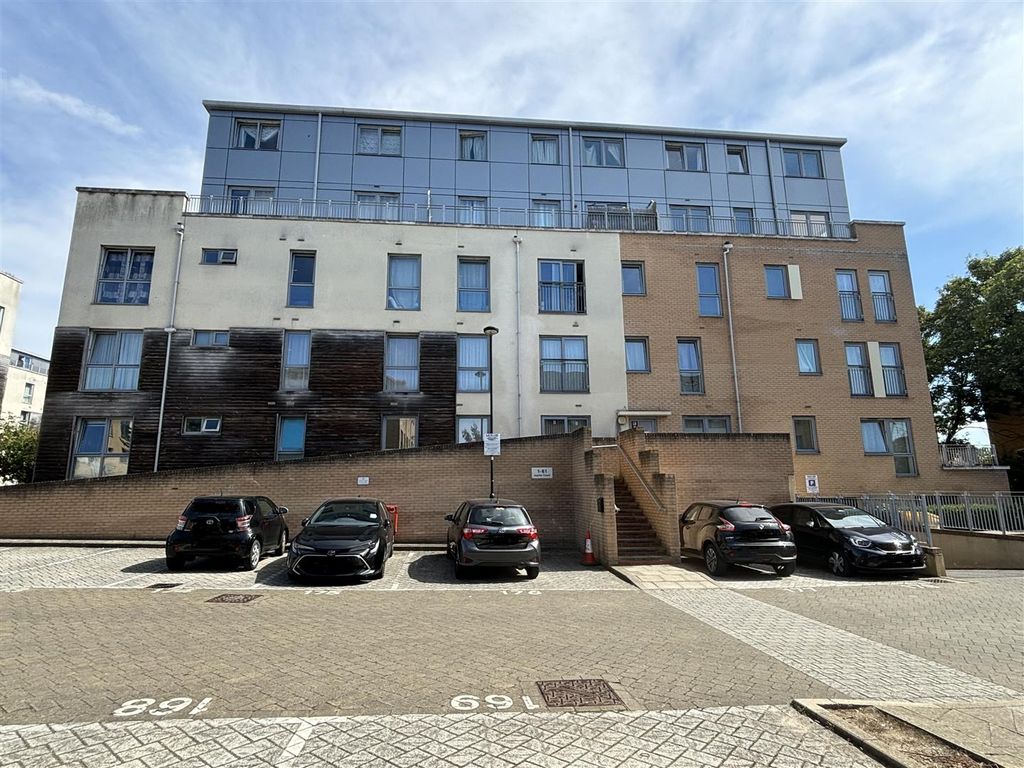 Property photo 1 of 13 Img_4979.Jpg