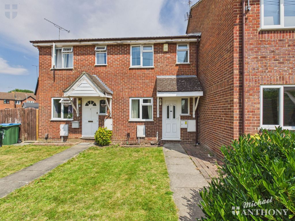 Property photo 1 of 13 Cam03852G0-Pr0723-Still012