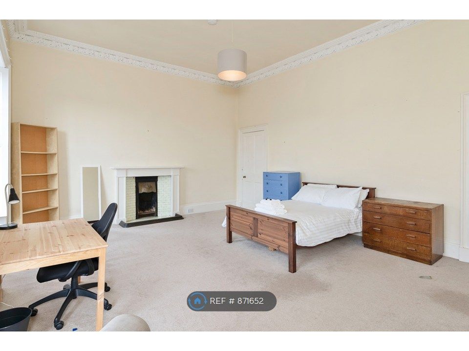Property photo 1 of 35