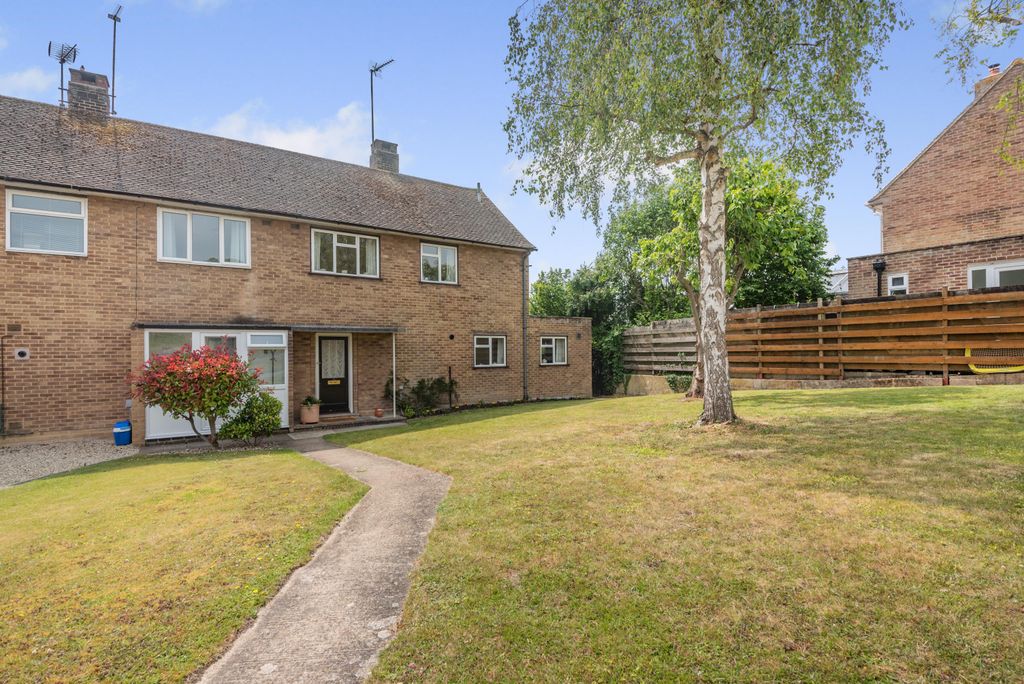 Property photo 2 of 19