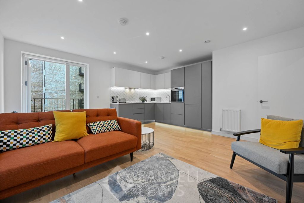 Property photo 1 of 10