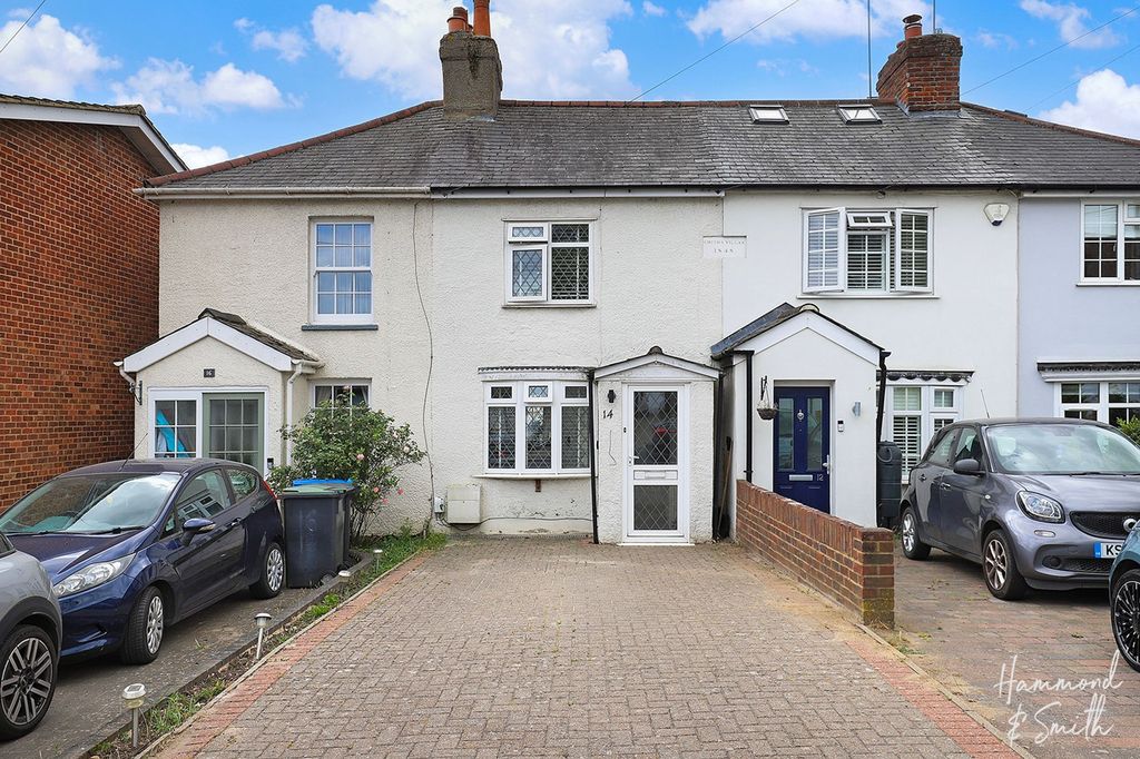 Property photo 2 of 19