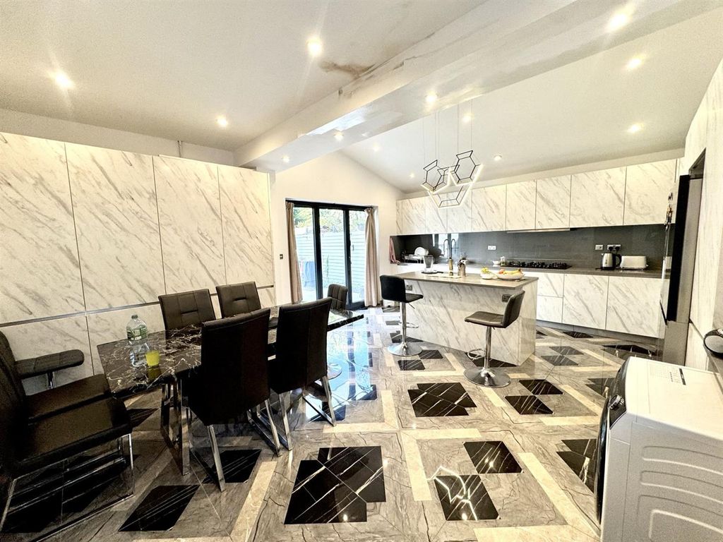 Additional image 14 of 5 bed semi-detached house for saleCheyne Walk, Croydon CR0