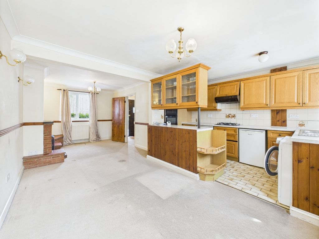 Property photo 3 of 10 4356543