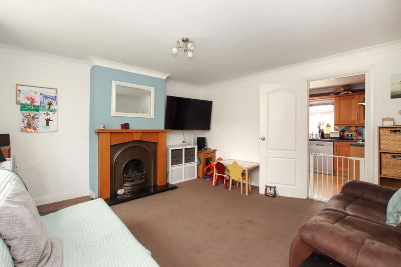 Property photo 2 of 11 Photo 6