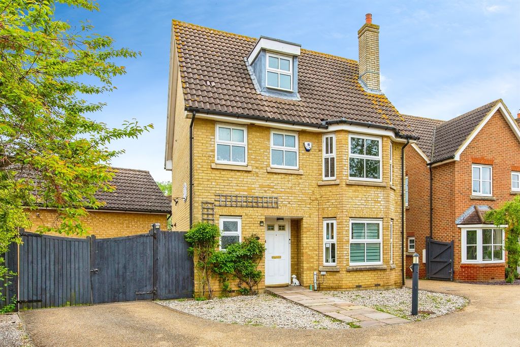 Property photo 1 of 17