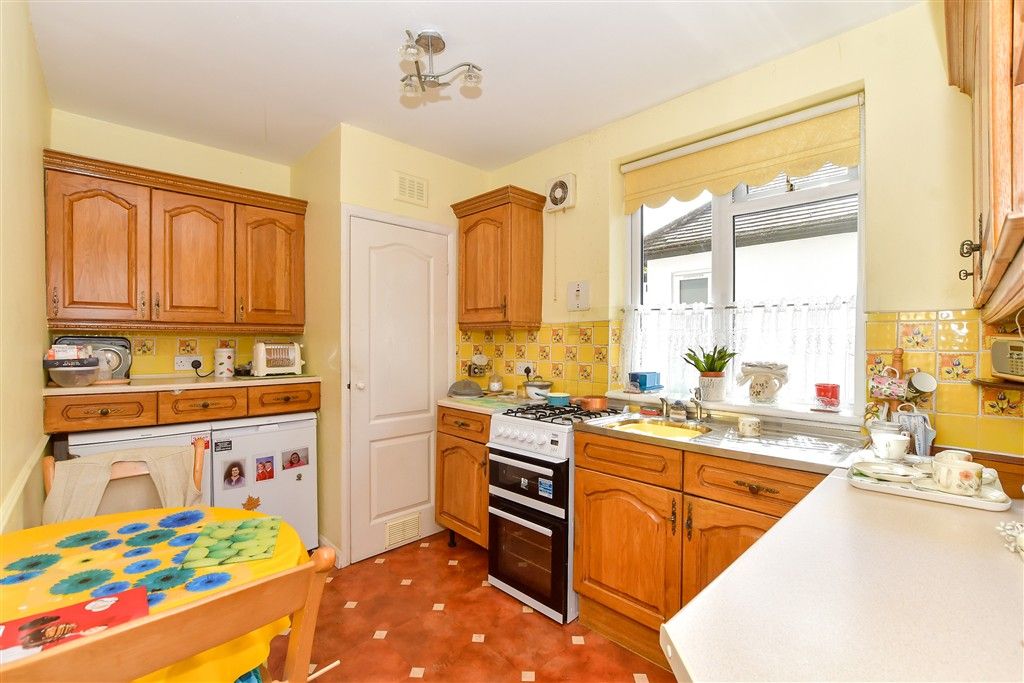 Property photo 2 of 14 Kitchen