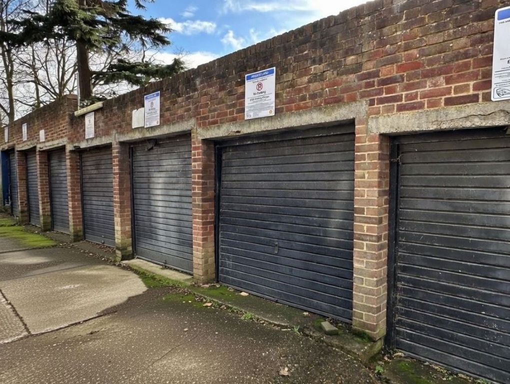 Property photo 2 of 5