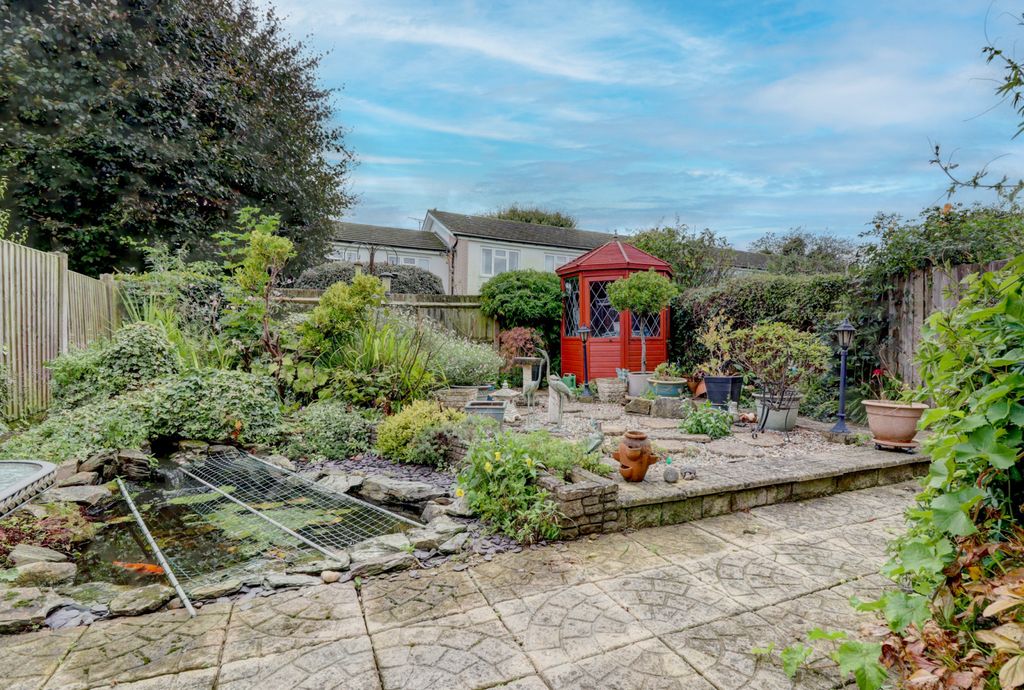 Property photo 3 of 18 Picture No. 27