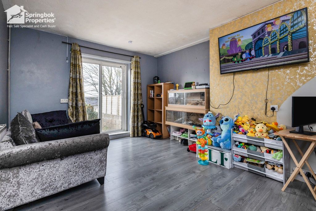 Property photo 3 of 15 Image 2