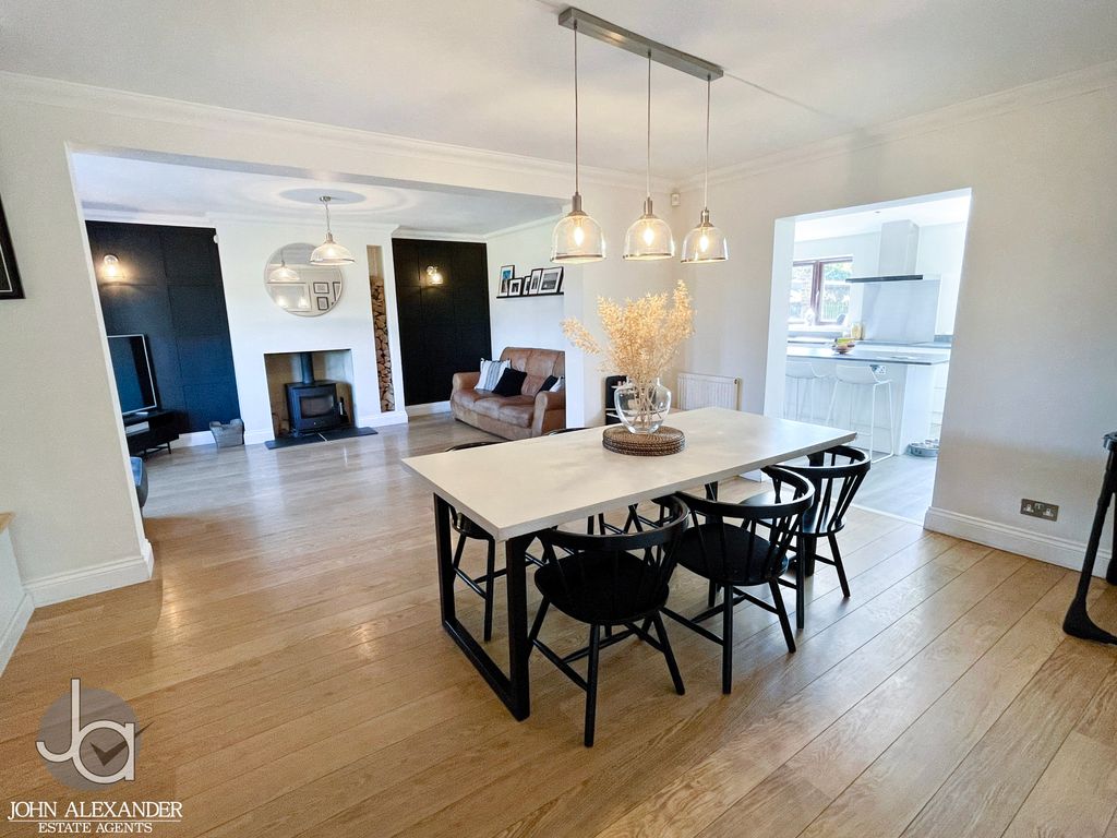 Property photo 2 of 36 20260424_150357434_0.5