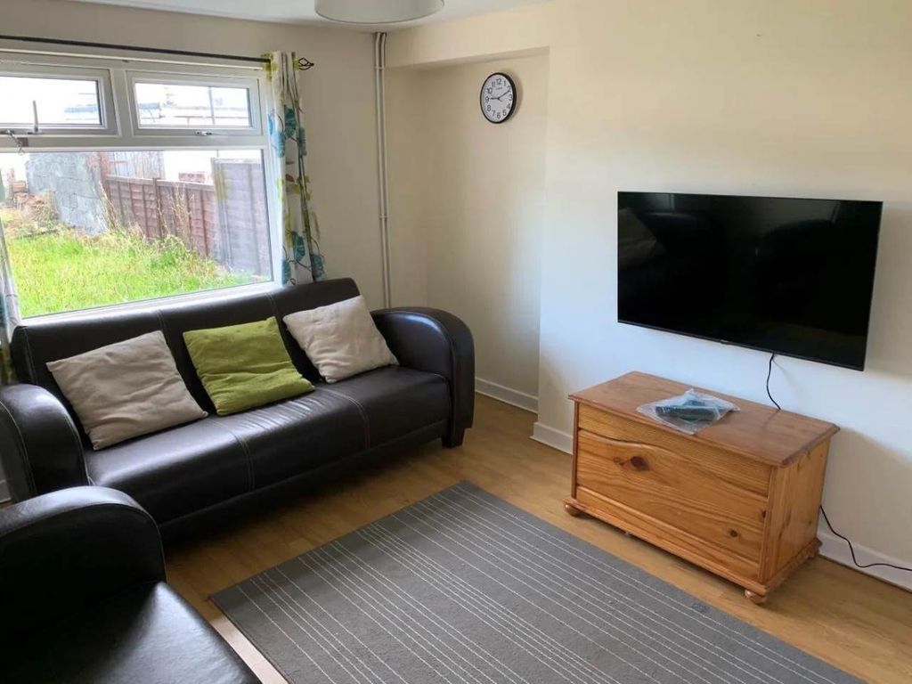 Property photo 1 of 20 d6A506A1-5326-41B8-B539-B46262315d9E