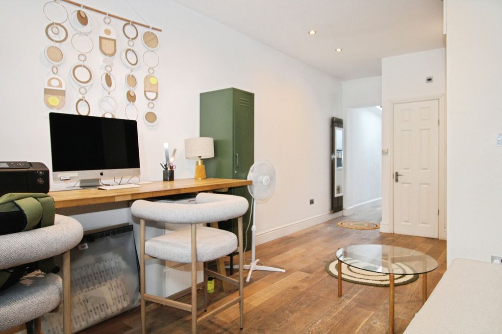 Property photo 1 of 6 Reception Room