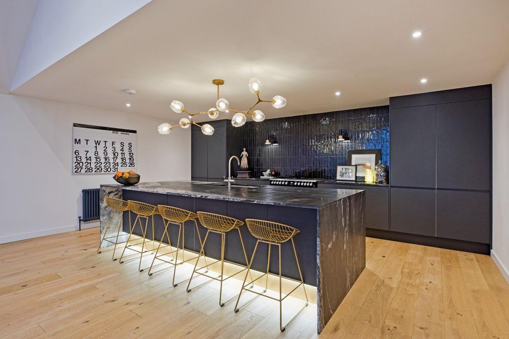 Property photo 2 of 51 Living Area / Dining Kitchen
