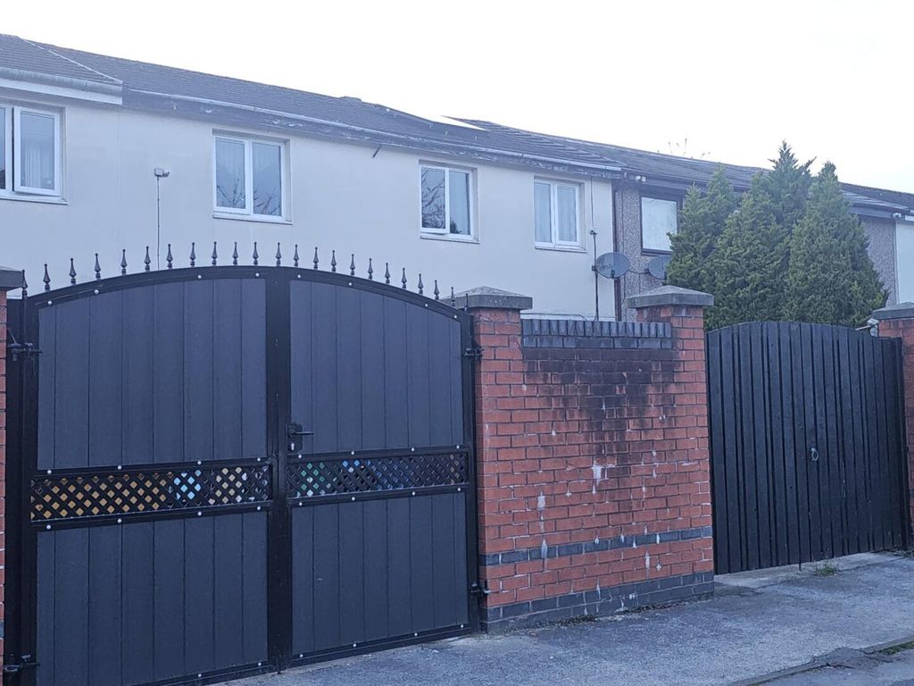 Property photo 2 of 20 Front (Exterior)